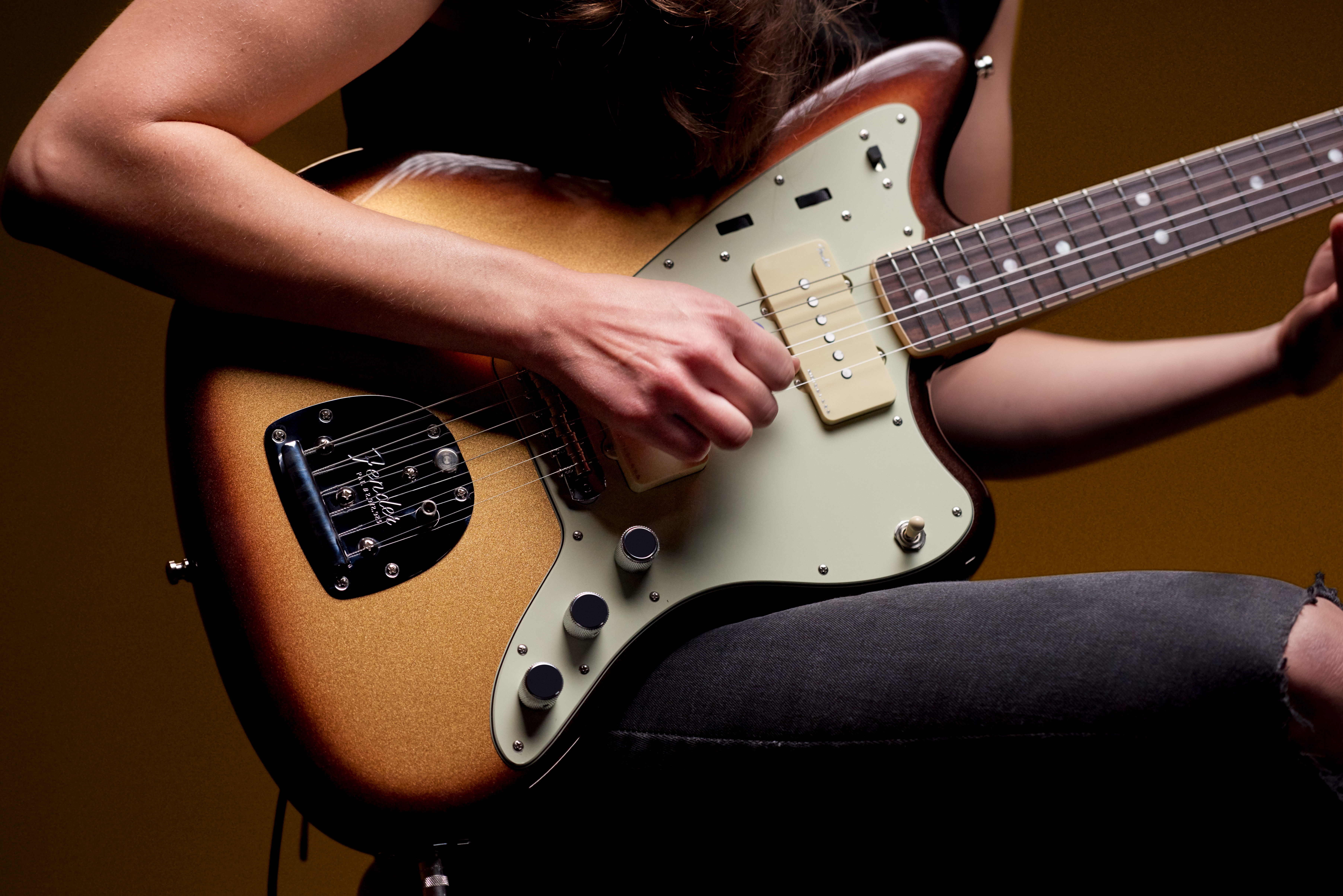 ǷOĿr | Fender Ultra a(chn)OϵеЇ